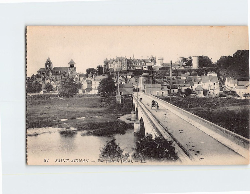Postcard Scenic View in Saint-Aignan France