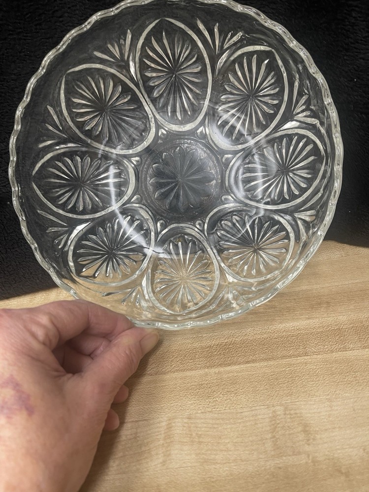 Crystal Glass Floral Starburst Round Serving Bowl Dish  