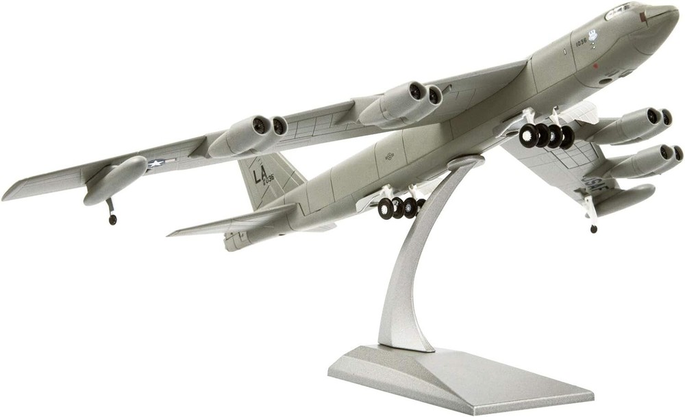 Modern 1:200 B-52 Military Airplane Model - Collectible Gift for Aviation Lovers