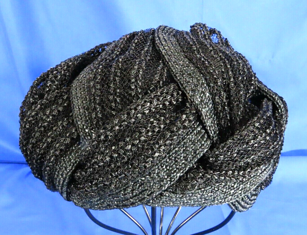 Vintage MR. STANLEY BLACK WOVEN TOQUE HAT Plastic Straw LAYERED CLOCHE Dramatic