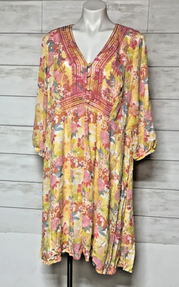 Nwt Torrid Size 2 Dress Peach Floral V neck Hi Lo Embroidered NEW