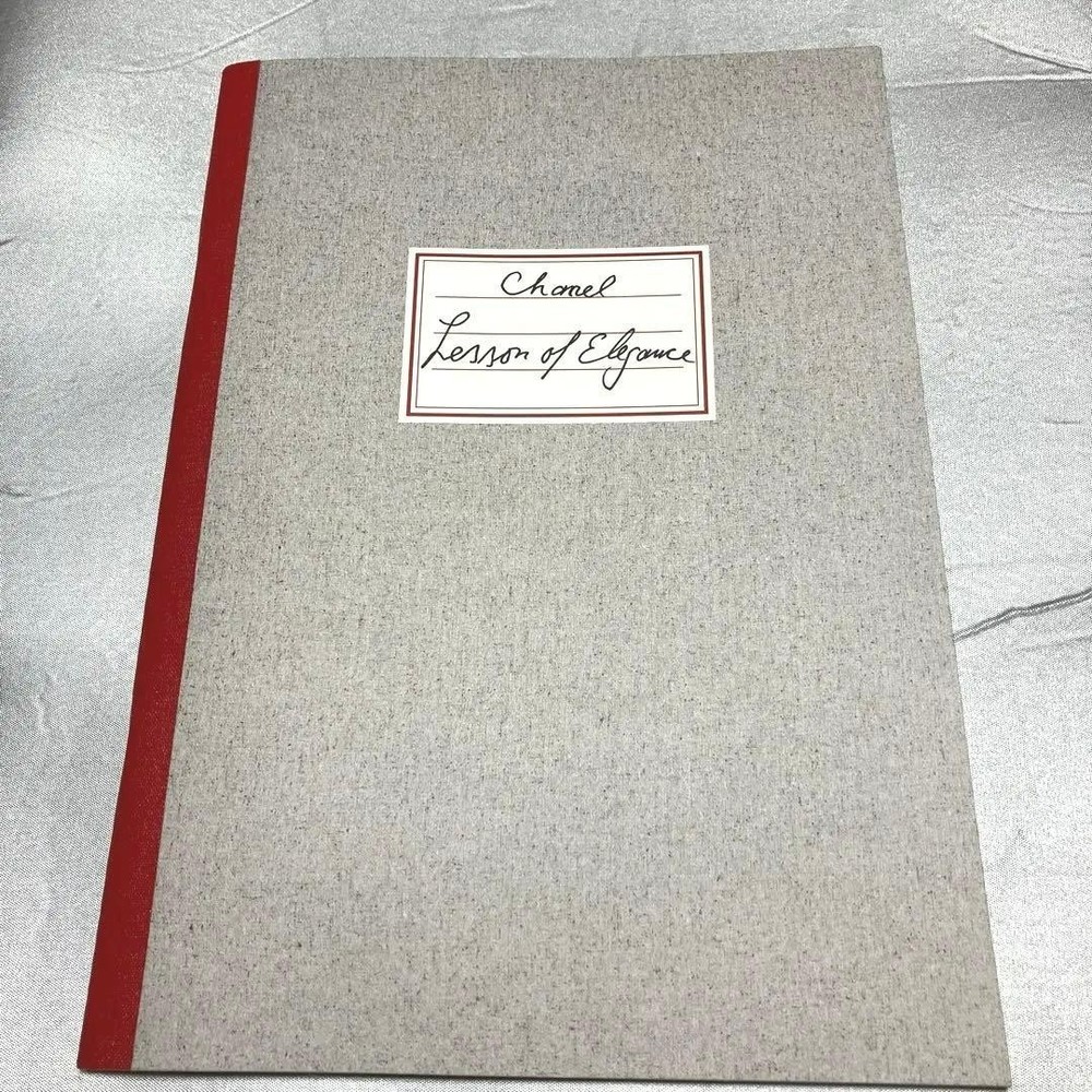 CHANEL Spring & Summer 2013 Collection Catalog used rare Good condition