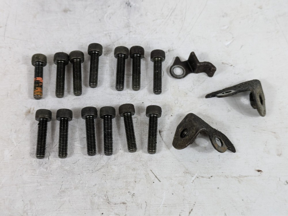 2002 Yamaha YZFR6 YZF R6 Oil Pan Bolts