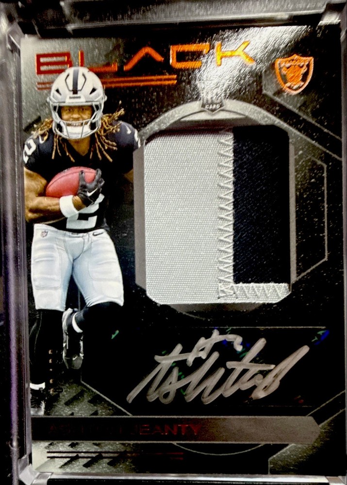 2025 Panini Black - 2 color RookieAutographs Ashton Jeanty RKPA-AJY Citrine /99