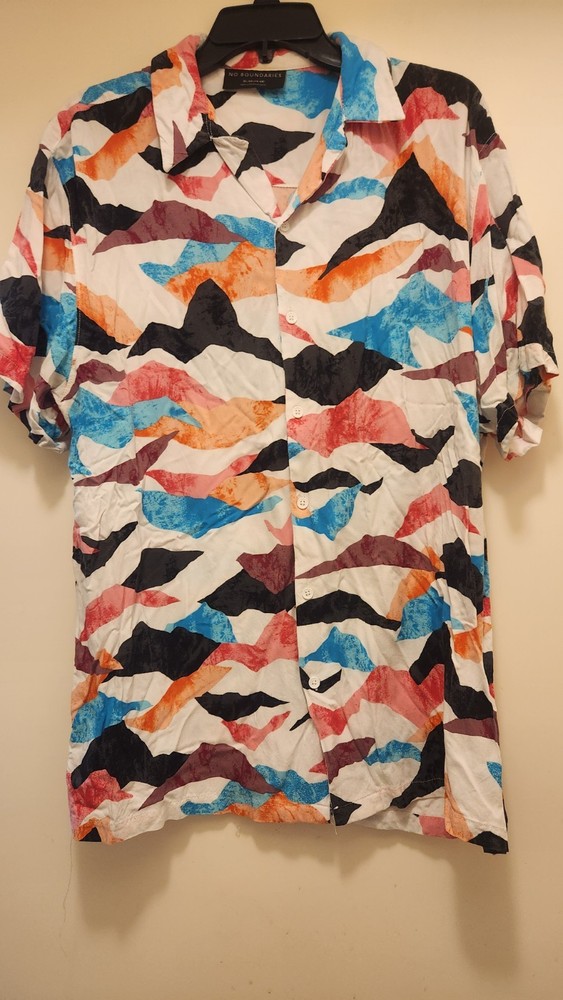 No Boundaries Hawaiian Men's Short Sleeve Shirt, XL
