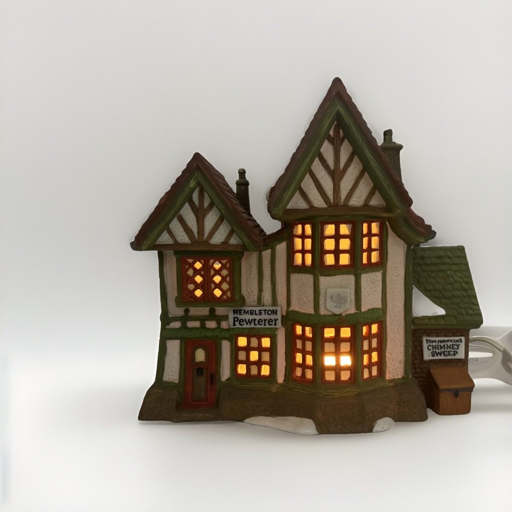 1992 Department 56 Dickens Village Hembleton Pewterer 5800-9 Collectible