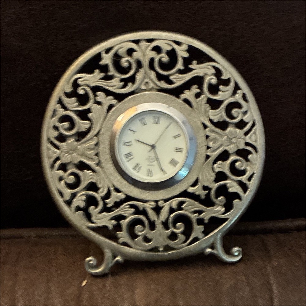 Round Silver Metal Filigree Analog Desk Clock Roman Numerals