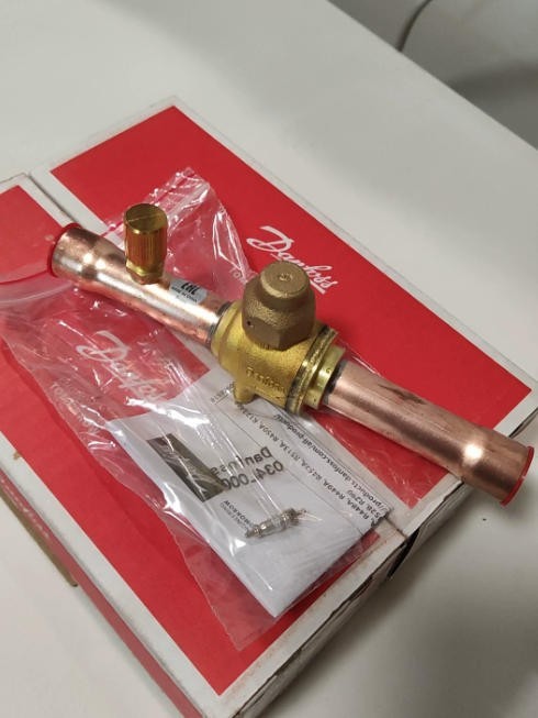 Danfoss 009L7053 5/8in Shut Off Ball Valve   Multiple Refrigerant MWP