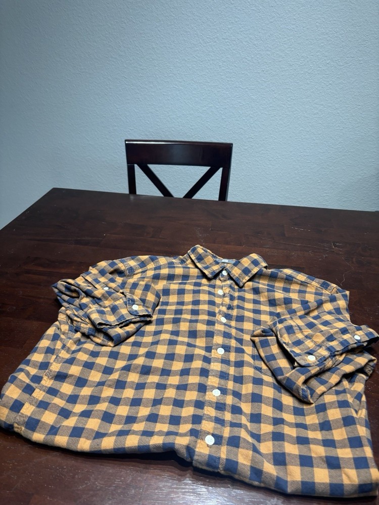 Old Navy Men's L Blue/Yellow Check Long Sleeve Point Collar Button-Up Shirt