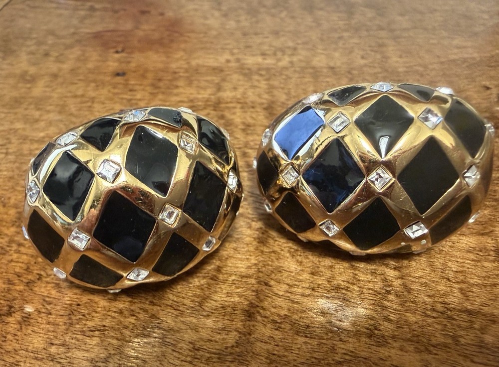 ST. JOHN Vintage Clip on Chunky EARRINGS - Black & Gold