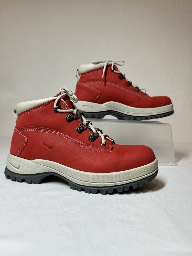 VTG Vintage Nike Karst Z GS ACG Womens Red Leather Lace Up Boots Lug Sole Size 9