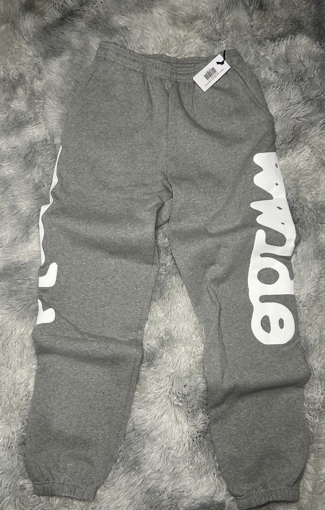 Sp5der Beluga ‘Dark Heather Gray’ Sweatpants