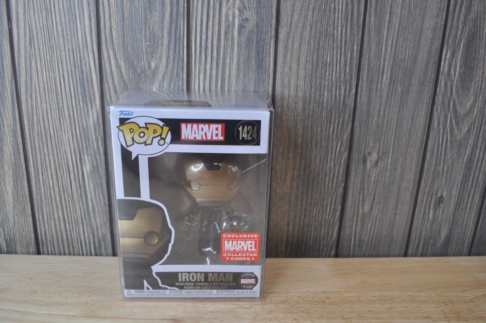 Funko Pop!#1424 Marvel Iron Man Exclusive Collector Corps W/ Pop Protector