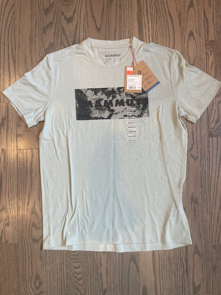 Mammut Men’s Graphic T-Shirt Medium NWT Mint Green Outdoor Hiking Tech Tee