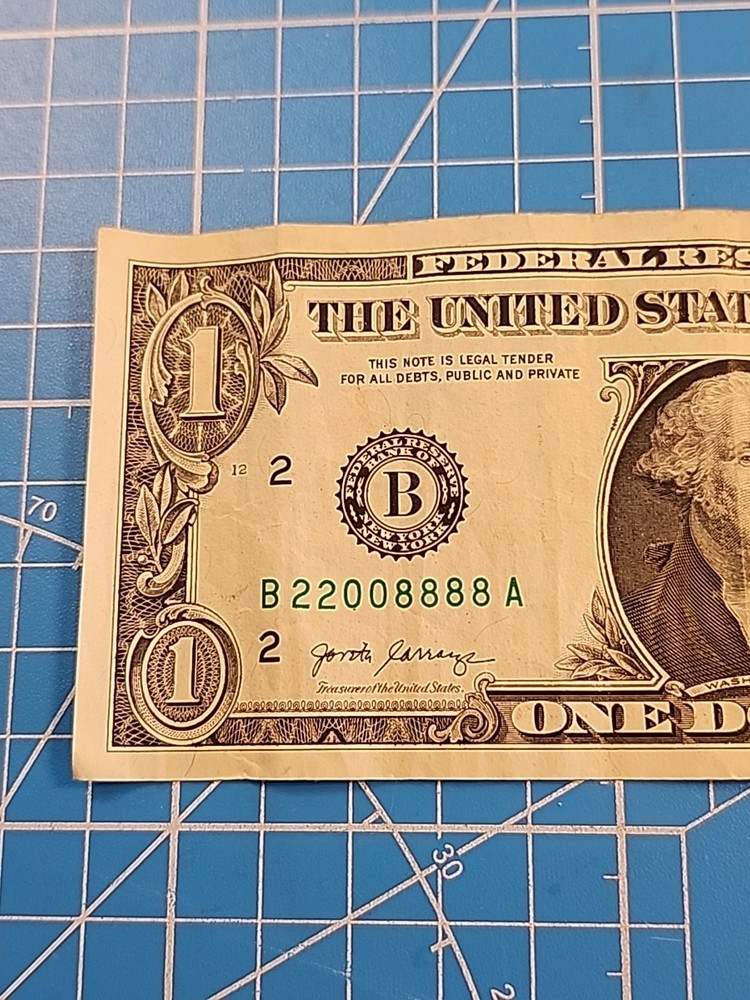 2017 $1 Federal Reserve Note Repeated 3 Digits Trinary # B22008888A.    Item O20