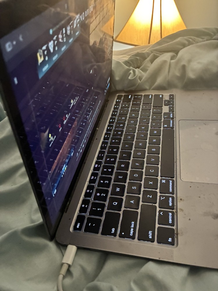 Apple MacBook Air 13'' 256GB SSD Laptop ‎MWTJ2LL/A Gray 2020