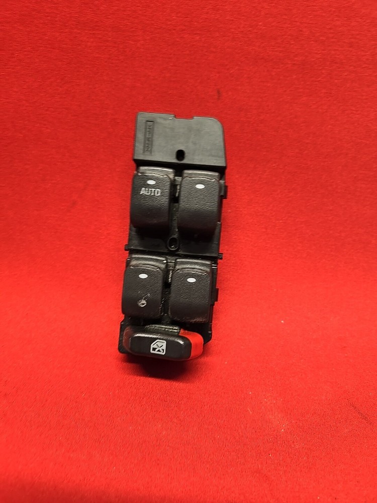 2007-2009 Saturn Front Left Driver Master Window Switch Assembly 20807218