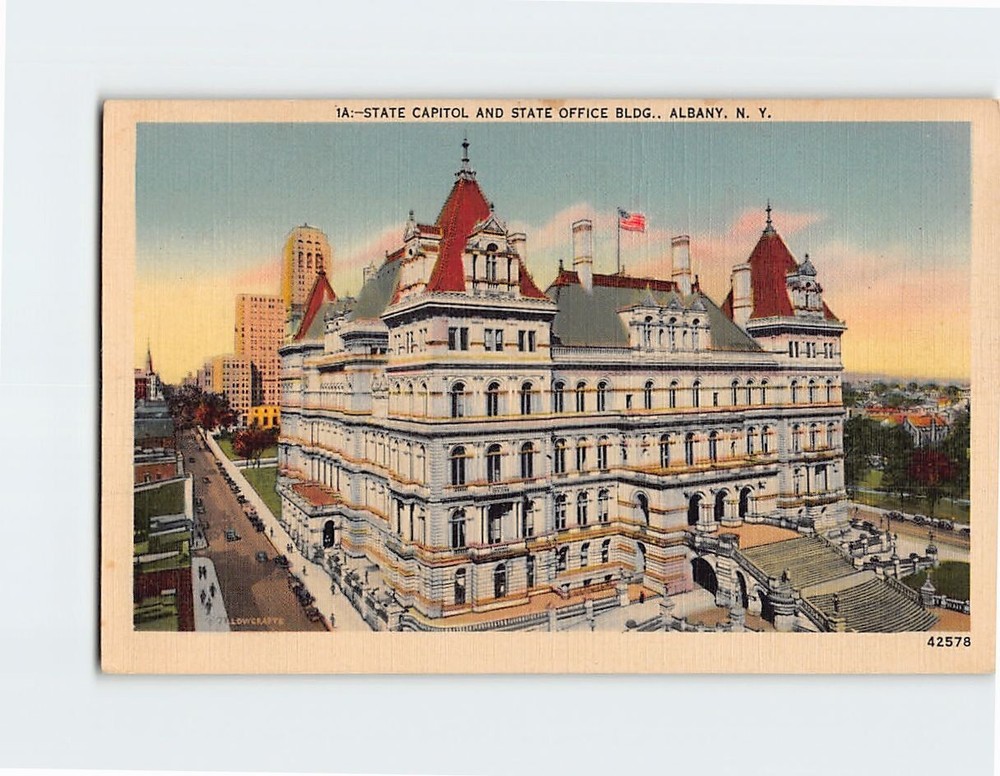 Postcard State Capitol & Office Building Albany New York USA