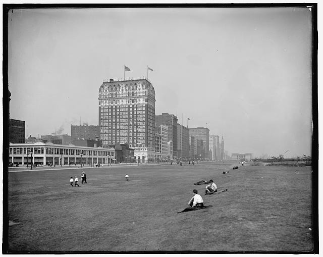 Grant Park,commercial facilities,buildings,lawns,Chicago,Illinois,IL,1900
