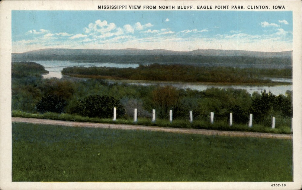 Eagle Point Park Clinton Iowa Mississippi River view ~ 1920s vintage postcard