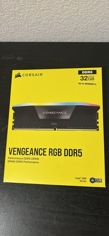 Corsair Vengeance RGB DDR5 32GB (2x16GB) DDR5-6000 DIMM XMP RGB Lighting