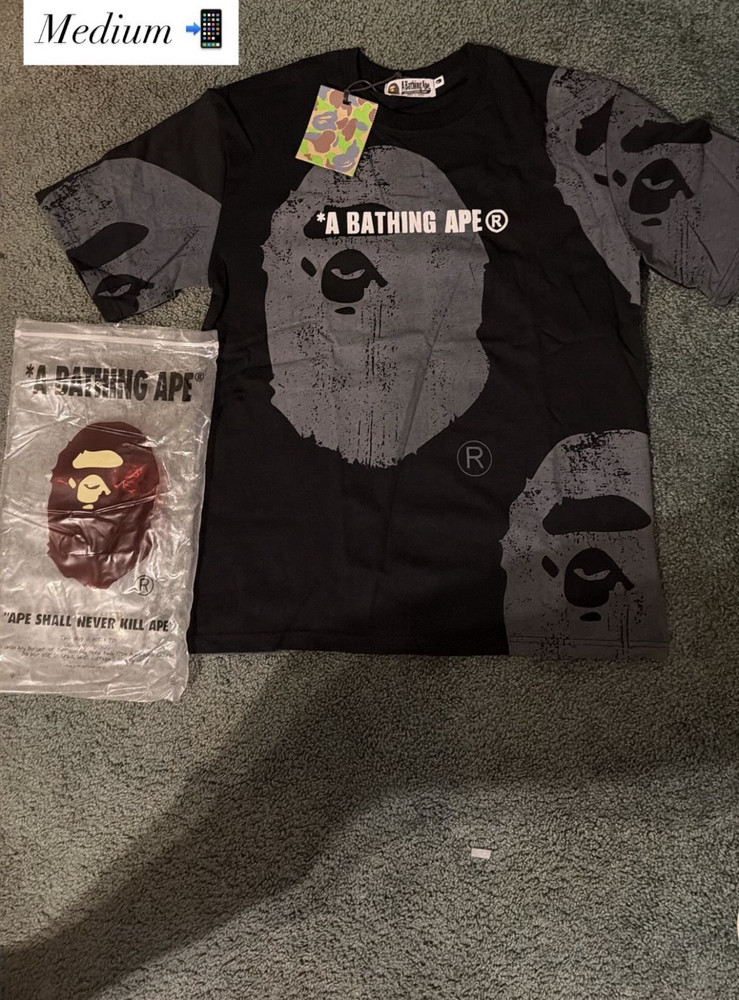 A Bathing Ape BAPE Men's M Black/Gray Graphic Print Crew Neck Logo T-Shirt