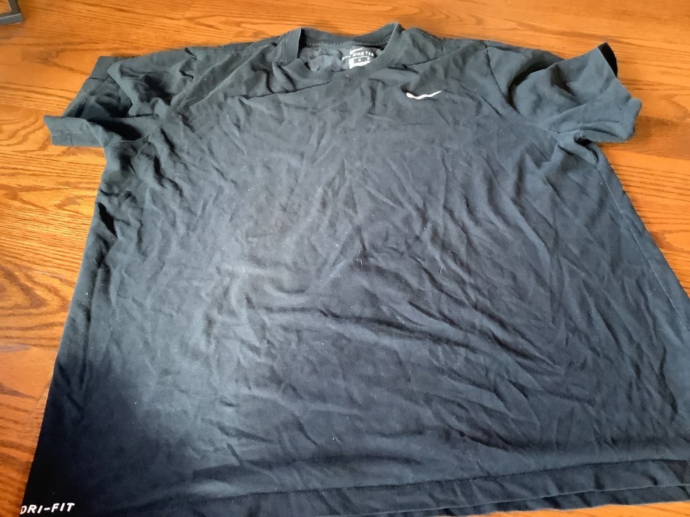 Nike Tee DRI Fit Shirt Mens Extra Large XL Short Sleeve