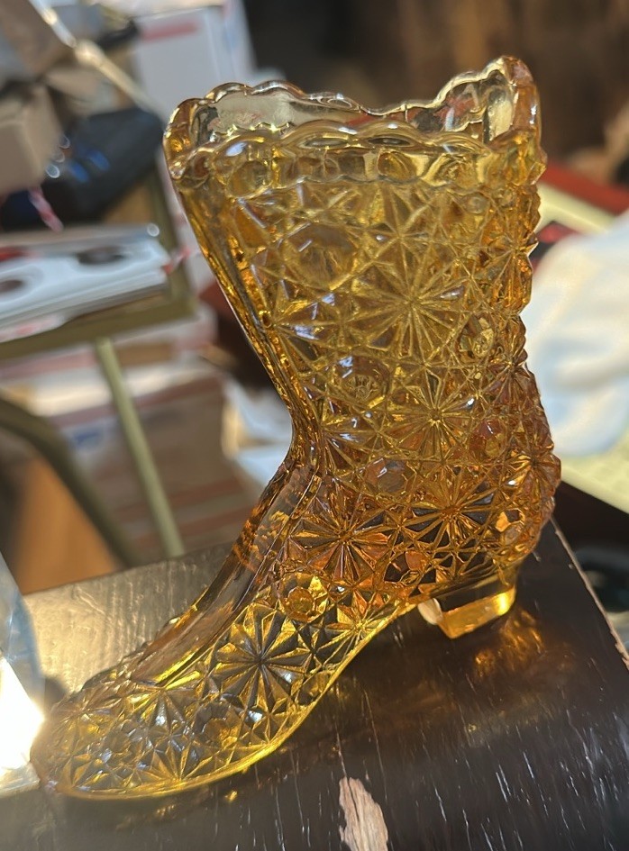 Vintage Fenton  Amber Glass Daisy Button Boot