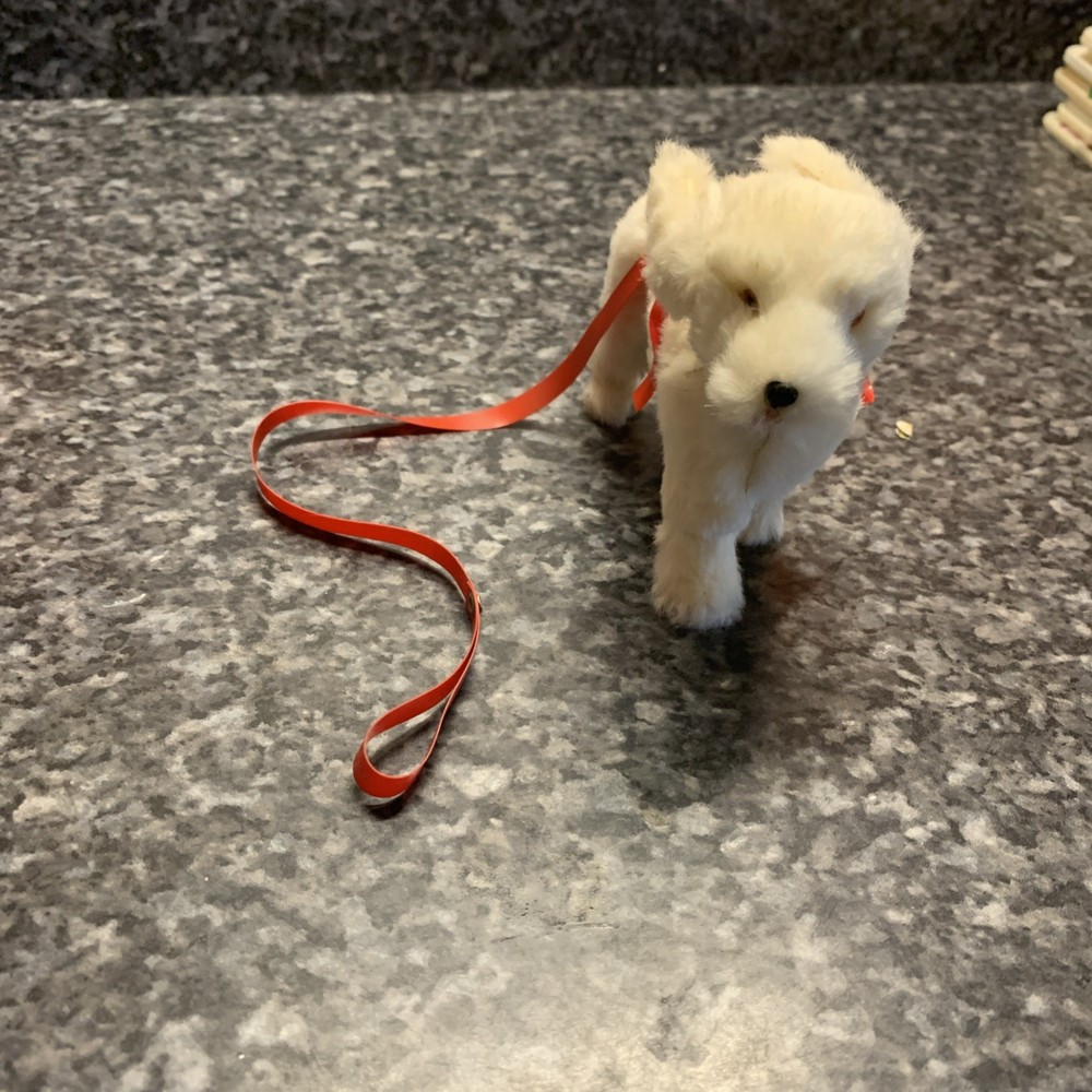 Vintage American Girl Doll Pleasant Company MOLLY MCINTIRE Dog Bennett Real Fur