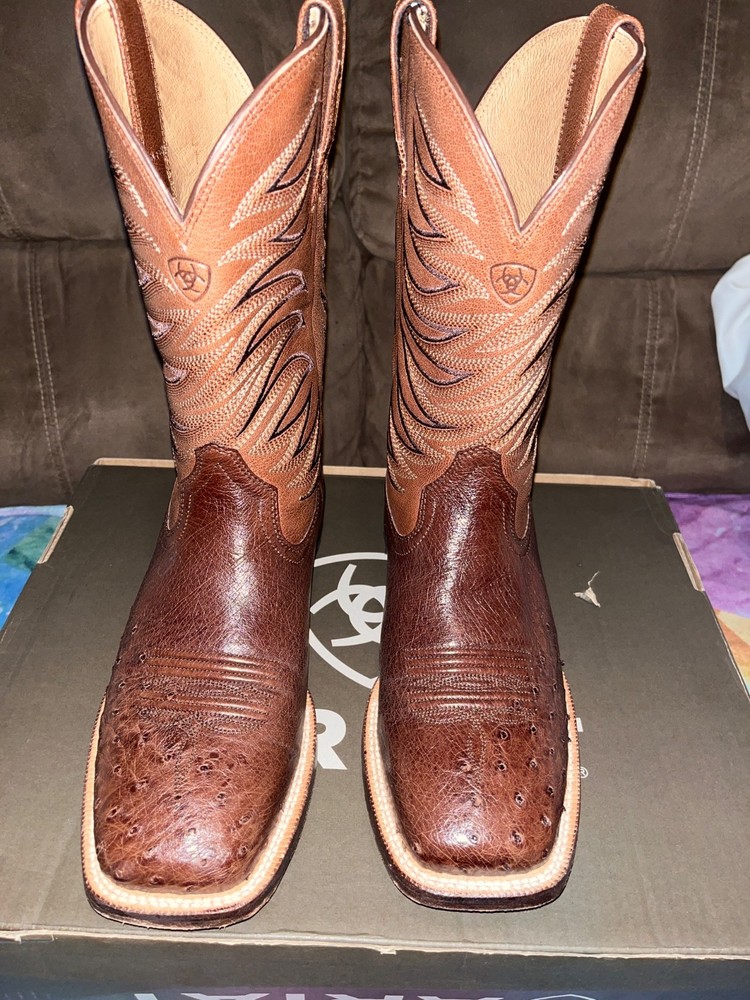 Men's Ariat Badlands Smooth Quill Ostrich Boots Size 8EE Like New Worn Once