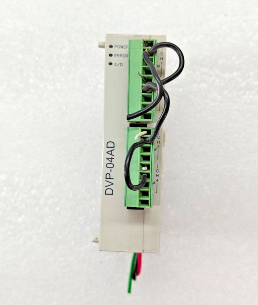 Delta PLC DVP04AD-S analog input module  24VDC 2W Fast Ship