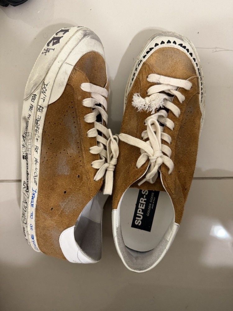 Golden Goose Men's Superstar Size EU 42/Us 9