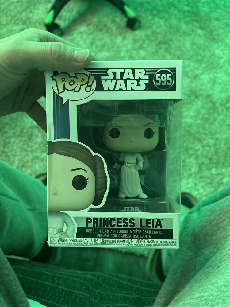 Funko Pop! Vinyl: Star Wars - Princess Leia #595