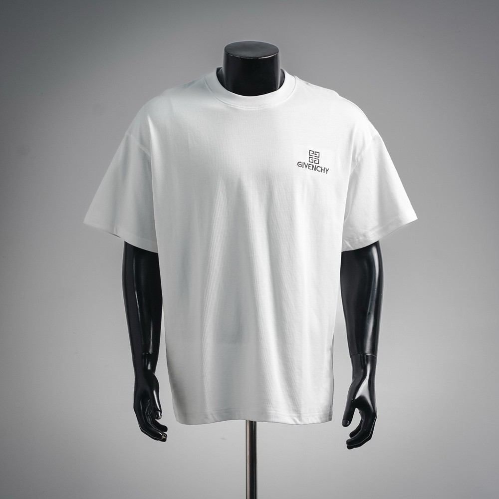 Givenchy white T-shirt short sleeve