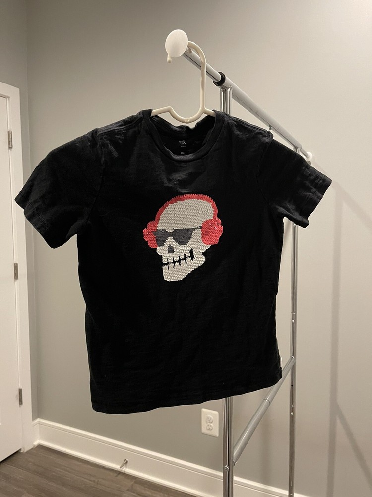 Gap Kids Black Short Sleeve Skull with Headphones Sequin TShirt Size S