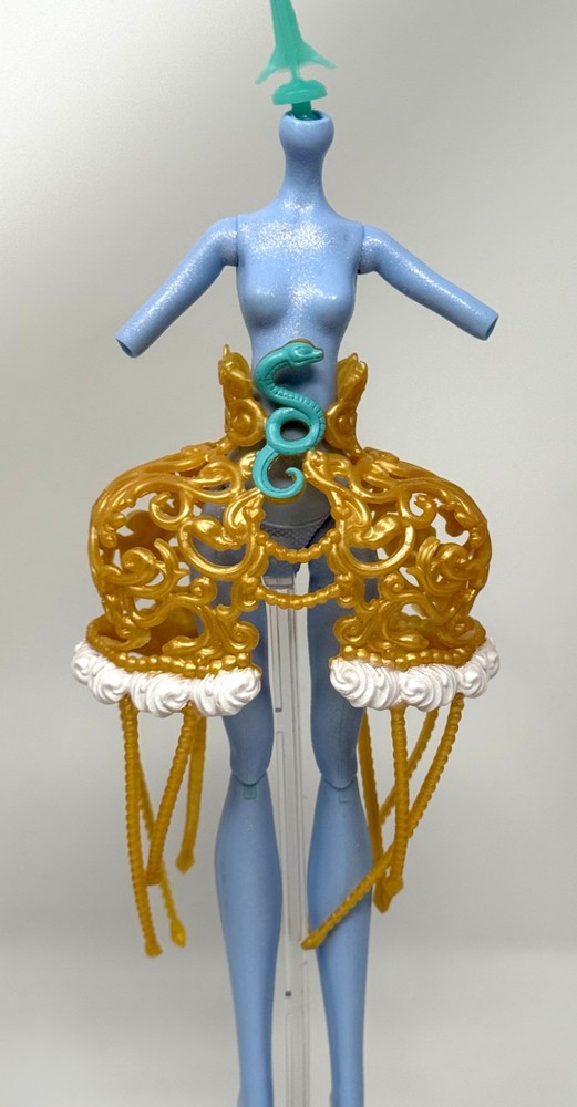 Monster High G3 Scary Sweet 1600 Birthday Cleo Doll Outfit Gold Cage Bell Skirt