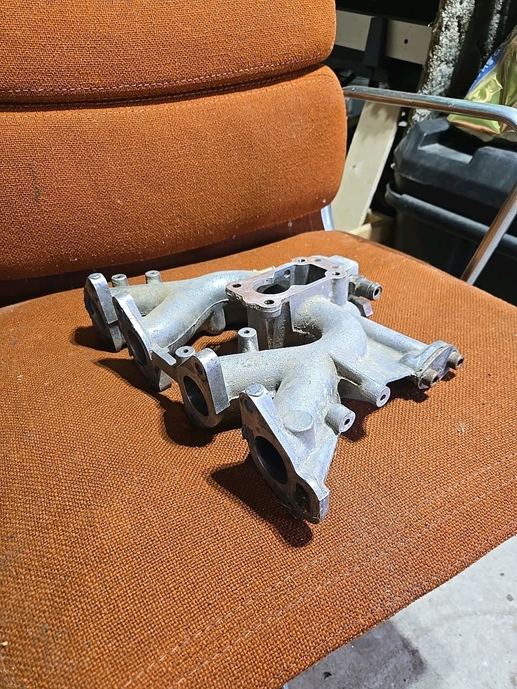 1987-1990 Nissan Sentra E16S Intake Manifold B12 33M OE Replacement  
