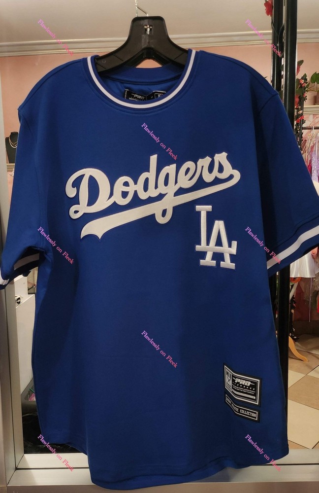 Dodgers T-Shirt with White Embroidered LA Pro Standard