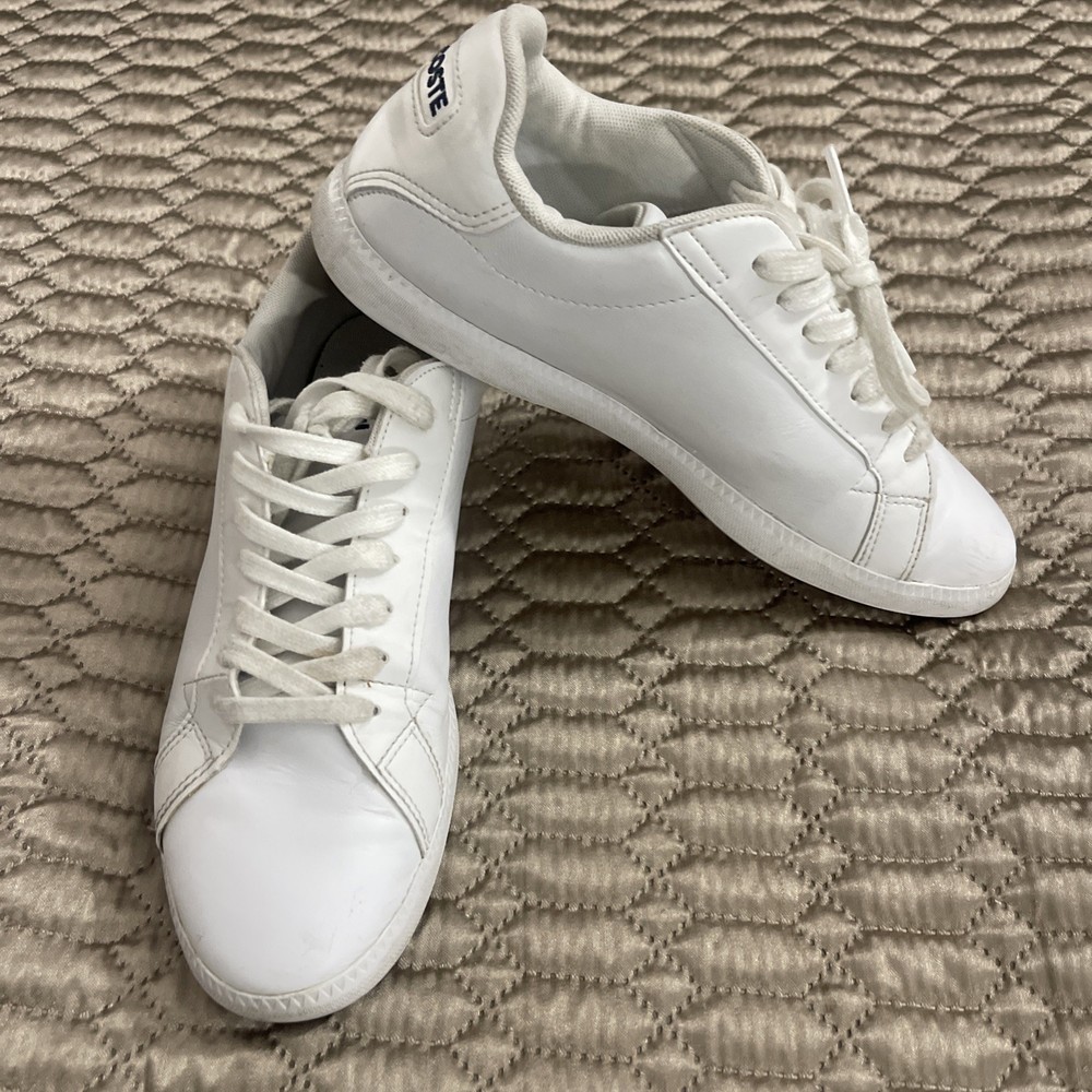 Lacoste Women's Size 8 Retro Tennis Shoes.  White.  Great Condition