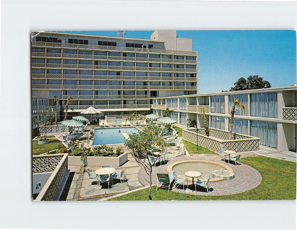 Postcard El Tropicano Motor Hotel San Antonio Texas USA