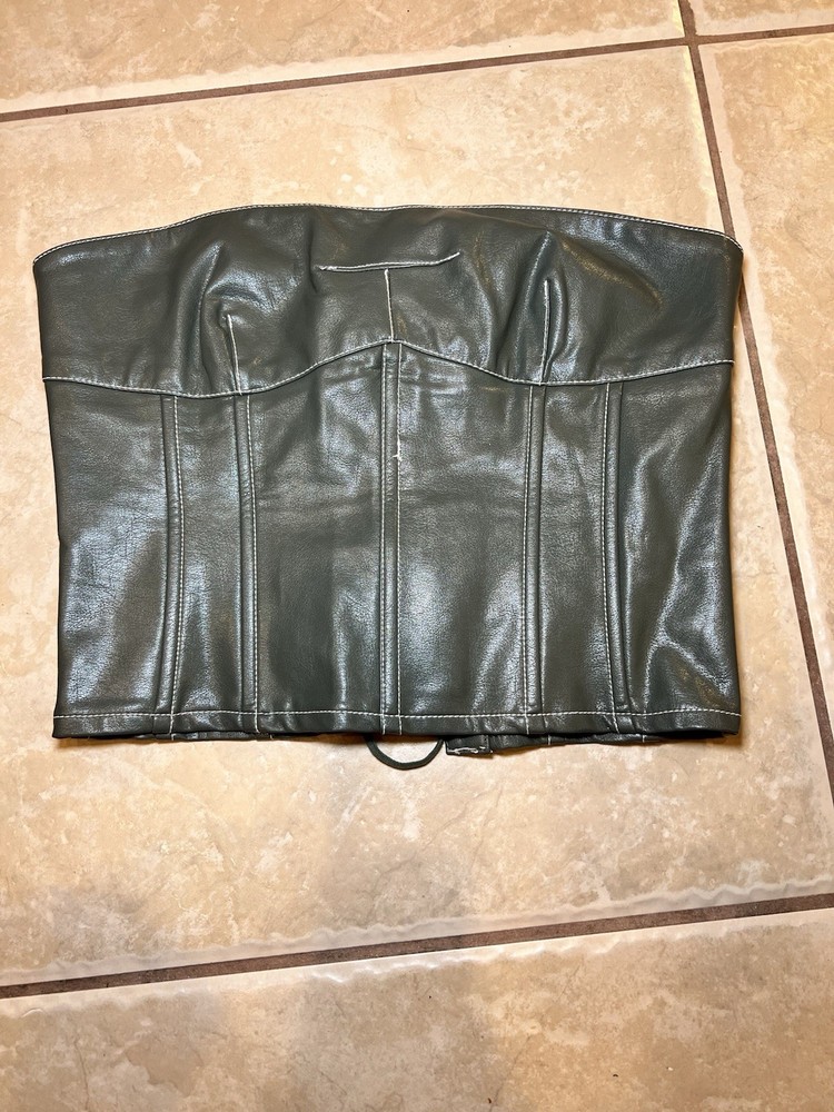 Edikted Woman’s Moss Corset Top Size Small