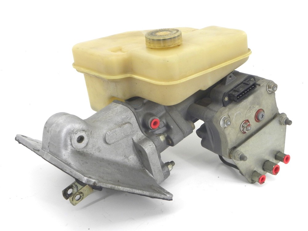 ABS Brake Actuator Master Cylinder with Reservoir for 90-94 Jaguar XJS-image
