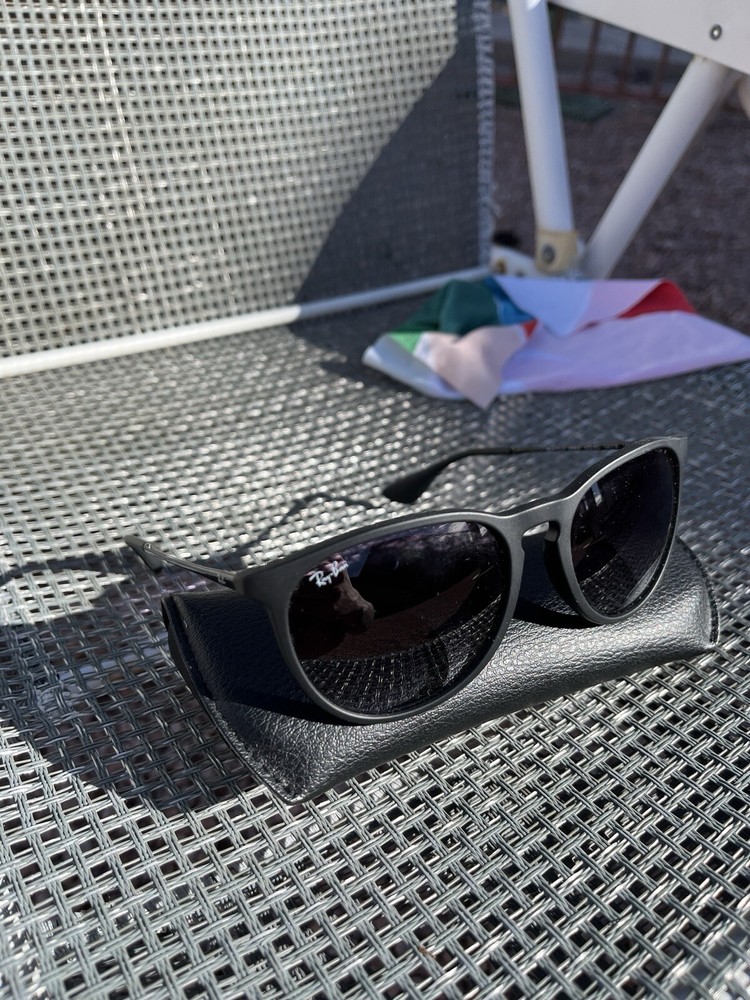 RAY-BAN RB 4171 ERICKA BLACK GRADIENT 100% AUTHENTIC NEVER WORN NEED GONE