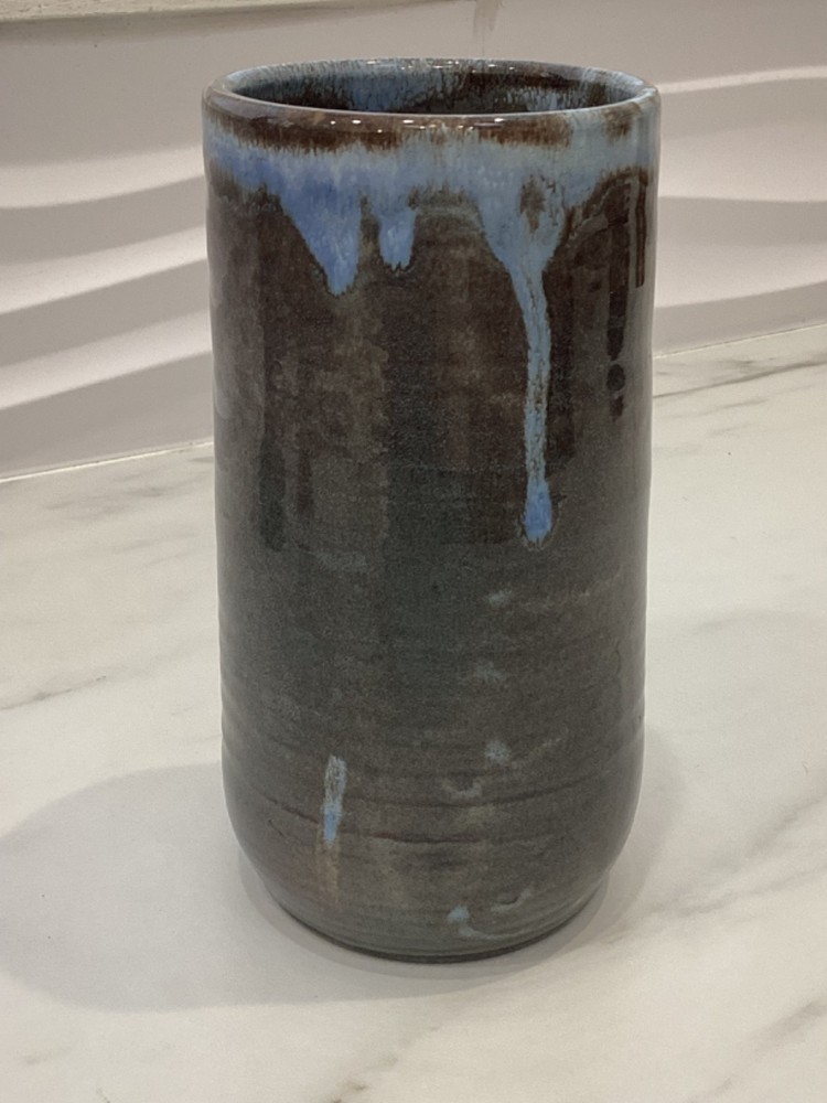 SHEARWATER POTTERY  - Mississippi - Studio VASE Drip Glaze James Anderson