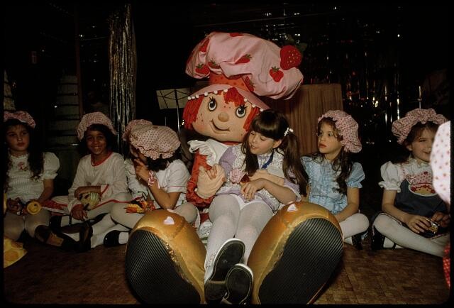 Photo:New York Strawberry Shortcake Dolls Party 1980s Mattel Poster Girl