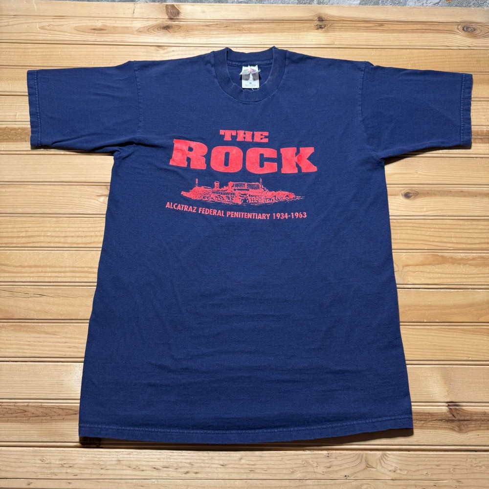 Vintage 90s The Rock Alcatraz Federal Penitentiary Prison Graphic T-Shirt Large