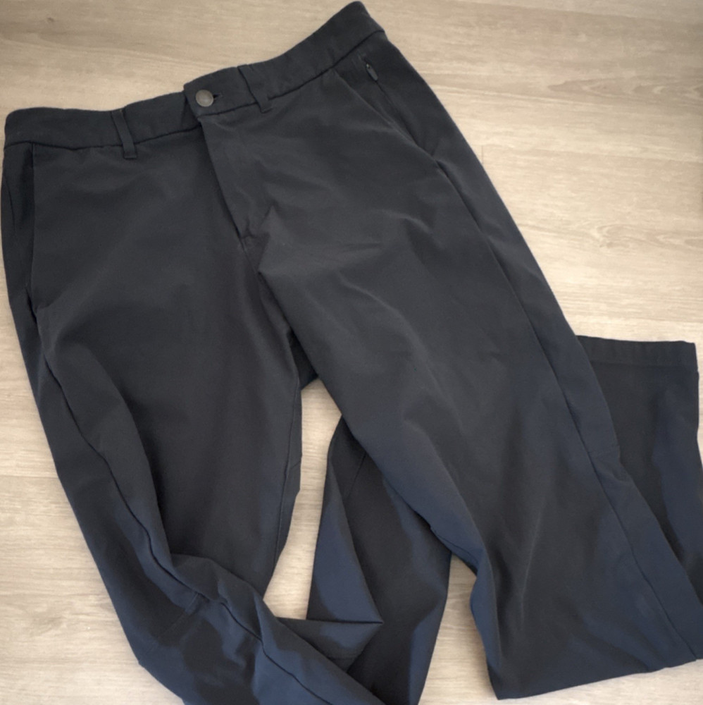 Lululemon Men's ABC Pants Black Size 30 Flat Front Button Accent Polyester