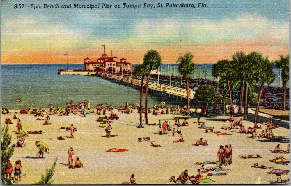 Vintage St. Petersburg FL Spa Beach Municipal Pier Tampa Bay Linen Postcard