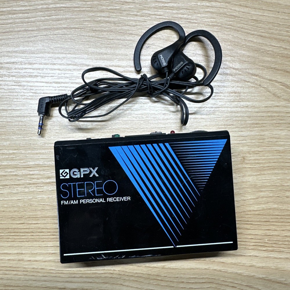 GPX AM/FM Stereo Personal Receiver Model A2830  w/ Koss sport clip ear buds