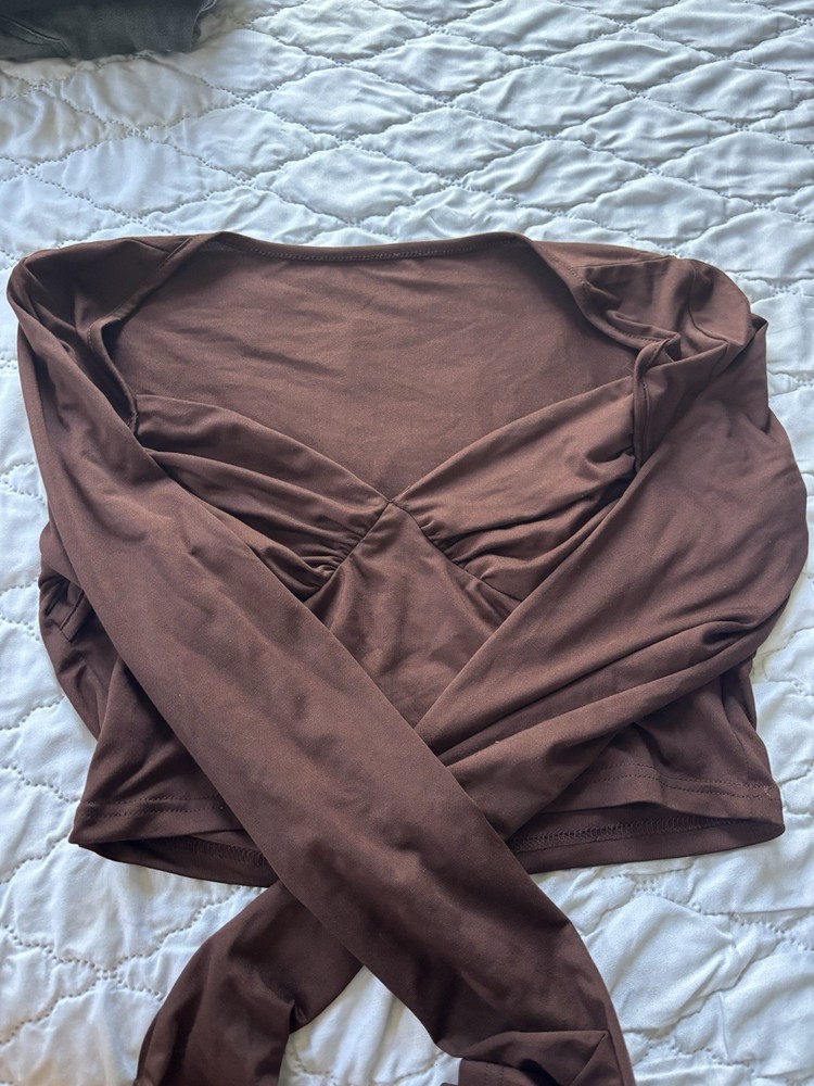 SHEIN Brown Knit Ruched V-Neck Long Sleeve Cropped Blouse Women’s S